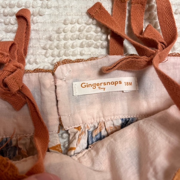 Bundle of baby girl dresses and clothes 18mo - Picture 6 of 16